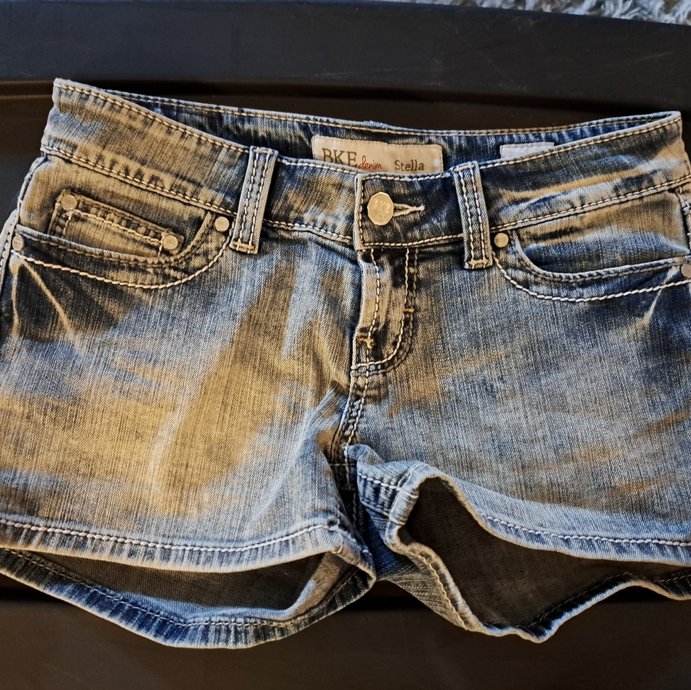 BKE Shorts Size 27